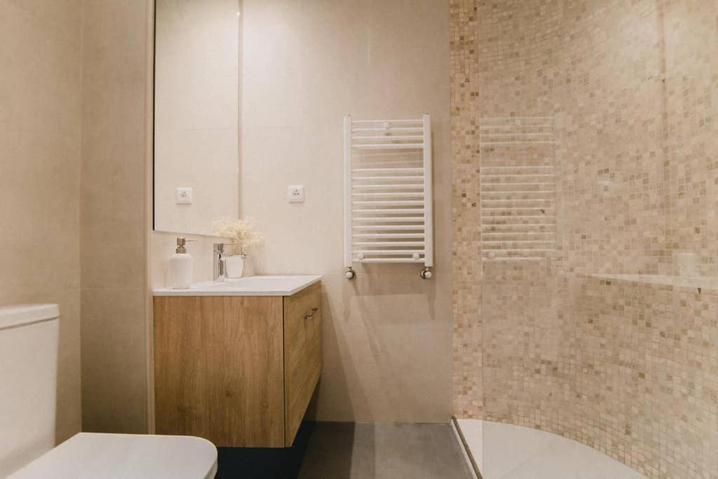 Appartamento Bright And Fabulous Penthouse With Terraces Madrid Esterno foto